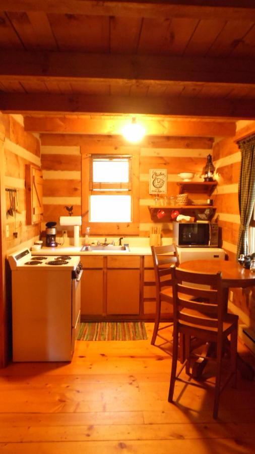 Fiddlers Roost B&B Cabins Galax Exterior foto
